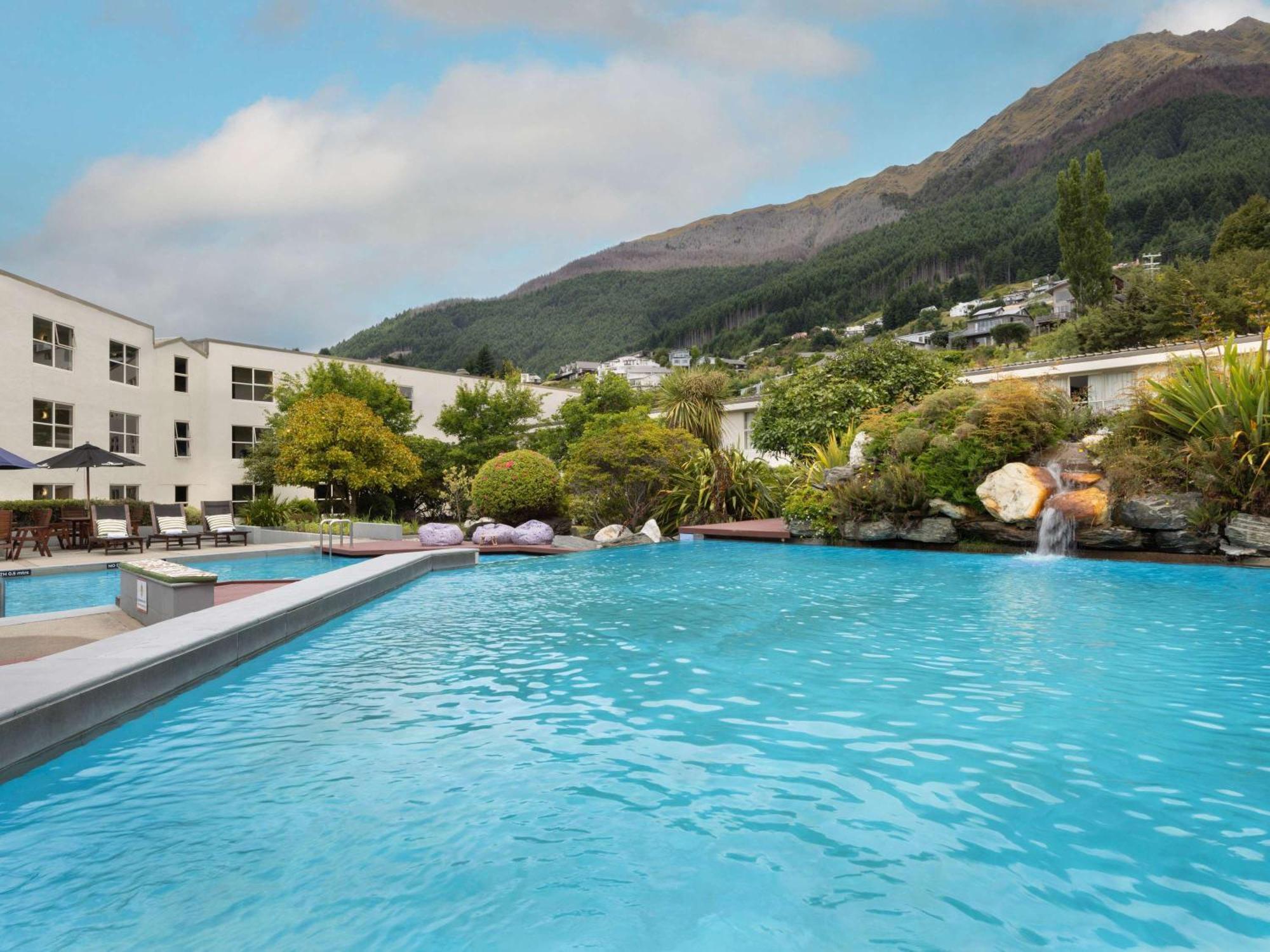 Mercure Queenstown Resort Esterno foto